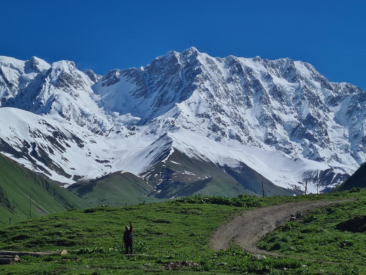 Maxvshi Hotel Ushguli Exterior photo