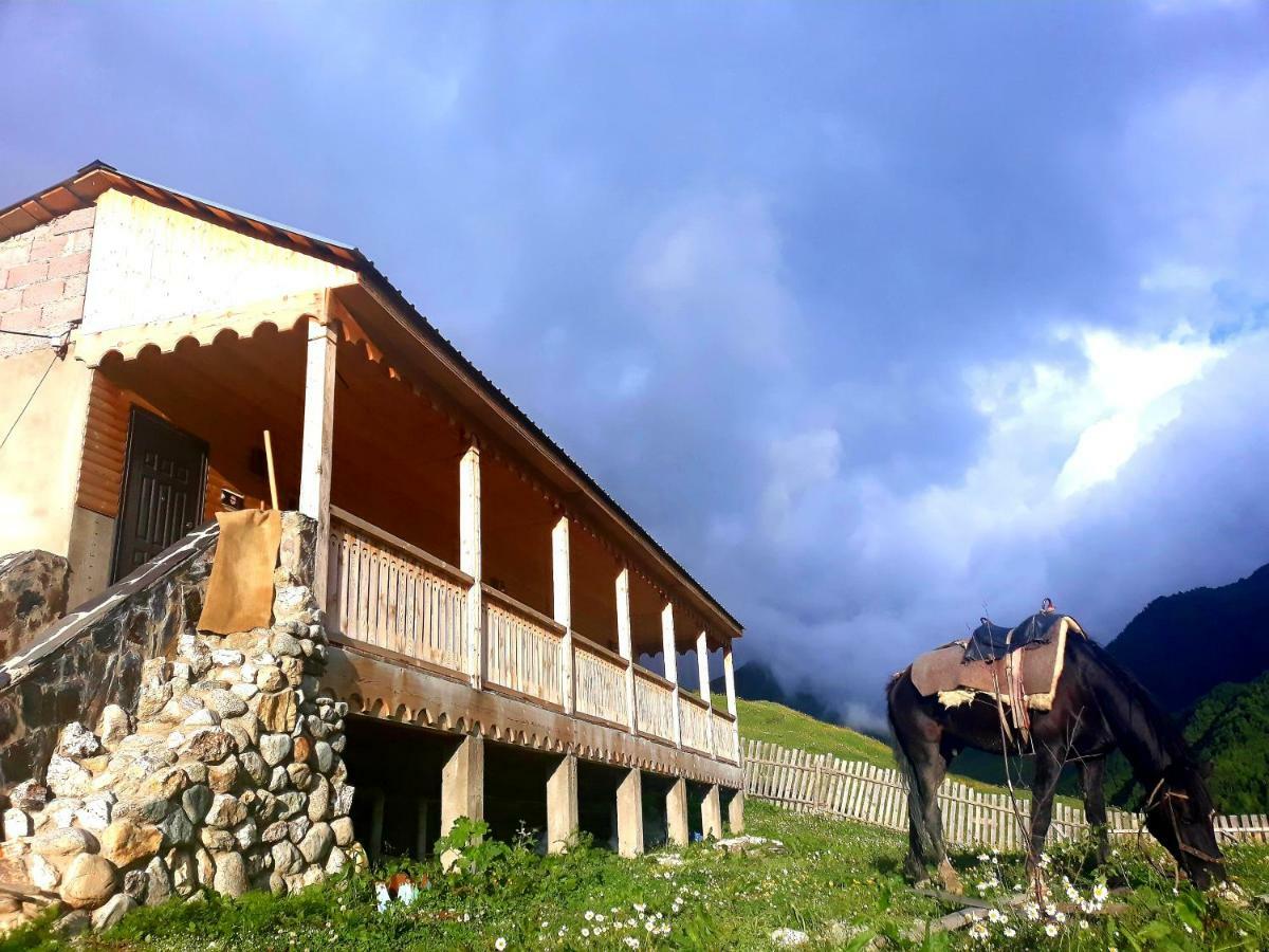 Maxvshi Hotel Ushguli Exterior photo